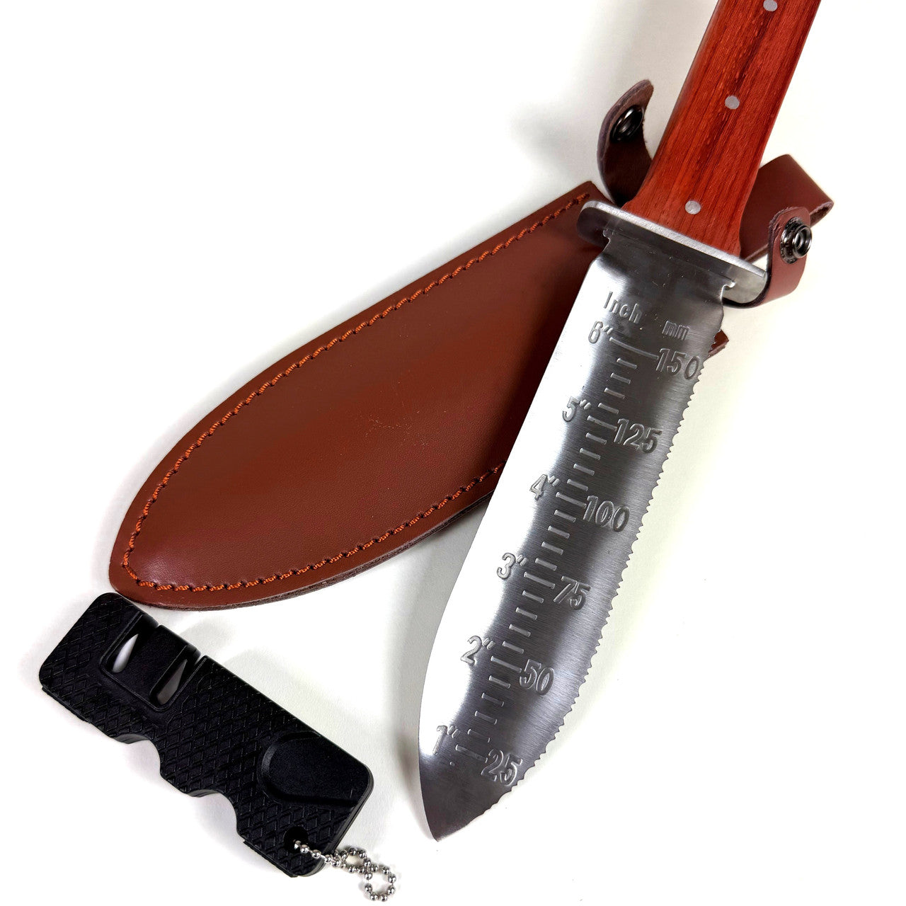 Hori_Hori_on_White2__63201.