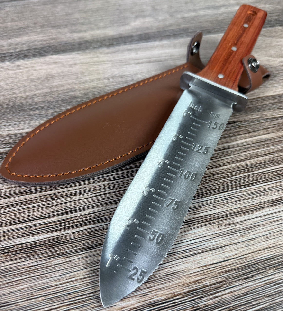 12.25" Hori Hori Japanese Gardening Knife with 7" Blade, Full Tang, Rosewood Handle