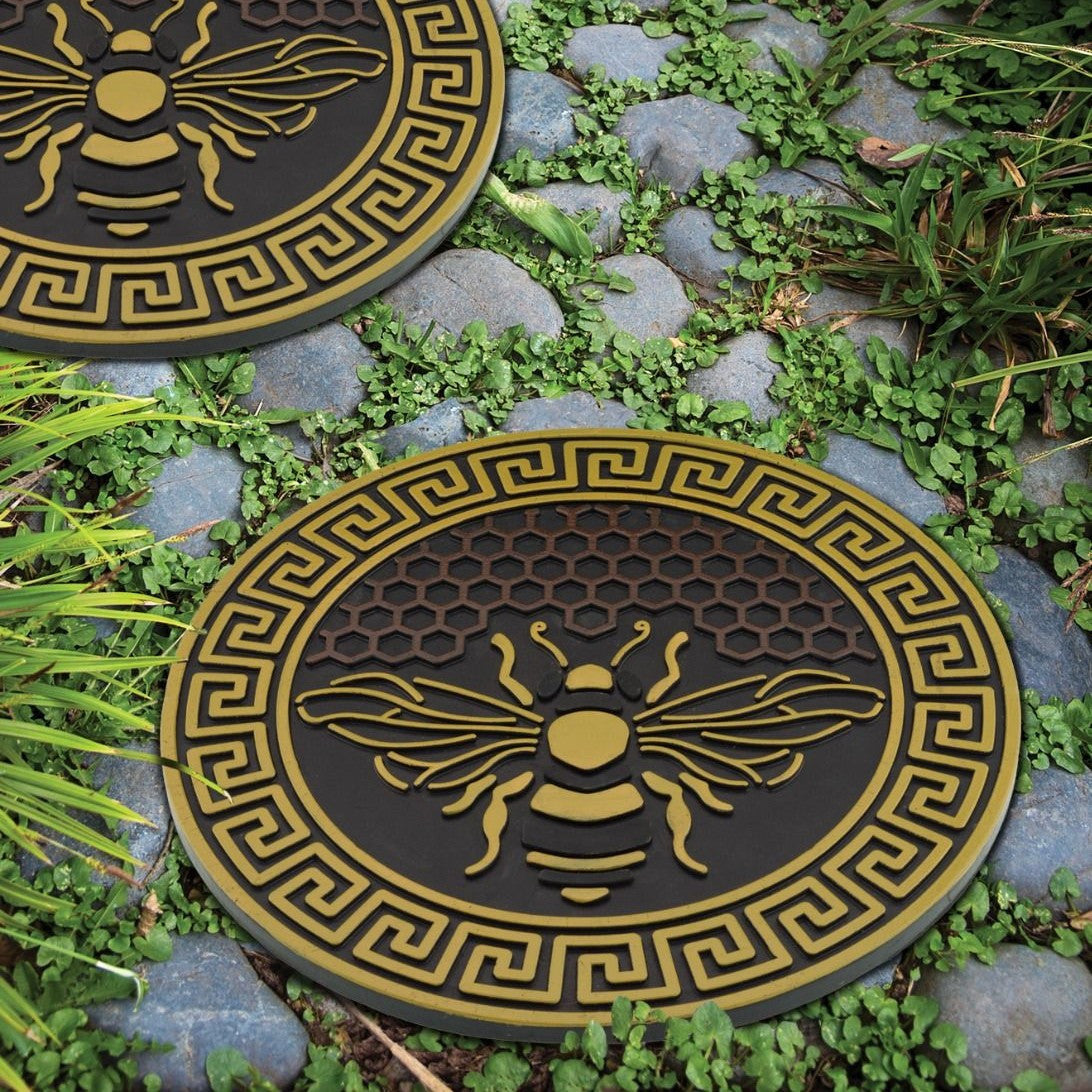 Stepping_Stone_Bee3__67421.