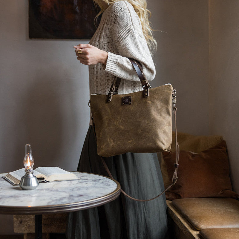 The Crossbody Day Bag