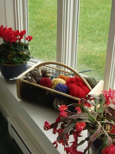 Hods to hold your knitting supplies