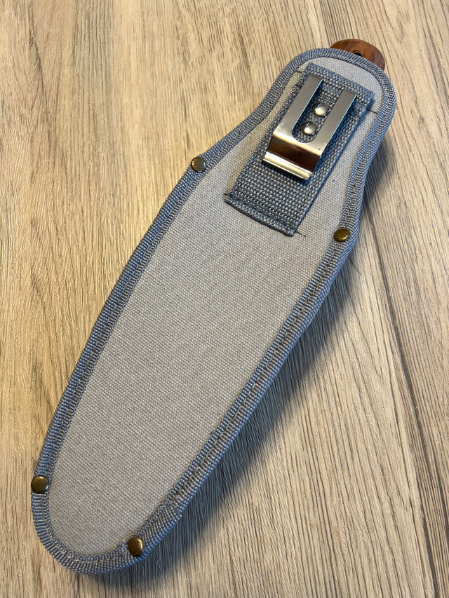 Gray sheath for Essential Hori Hori knife