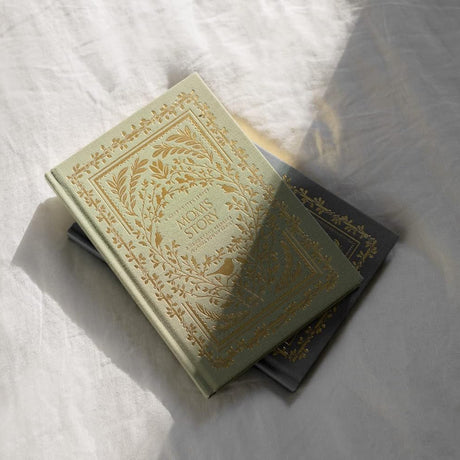 Mom's Story: A Memory and Keepsake Journal