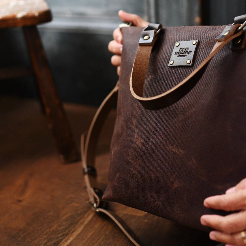 The Crossbody Day Bag – The Old Farmer's Almanac Store