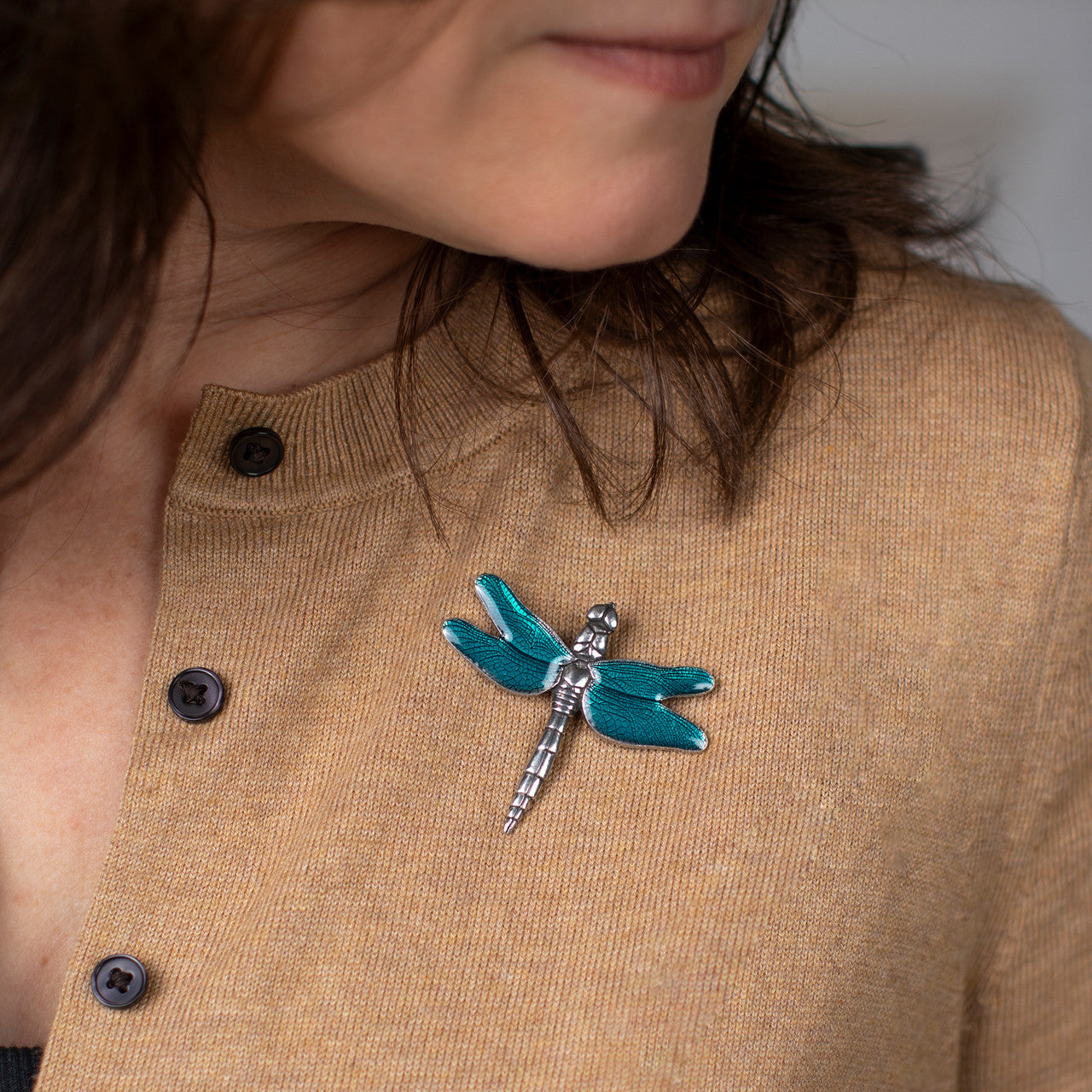 ◆フランスビンテージ｜アクセサリーV極小ブローチ蜜蜂昆虫幸運真鍮水色アクアブルー Dragonfly Teal Brooch – The Old Farmer's Almanac Store